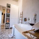 Casa Maria Tereza 4*