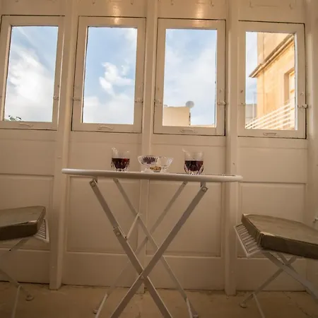 Casa Maria Tereza Bed & Breakfast *