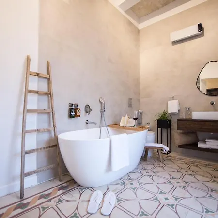 Casa Maria Tereza 4*